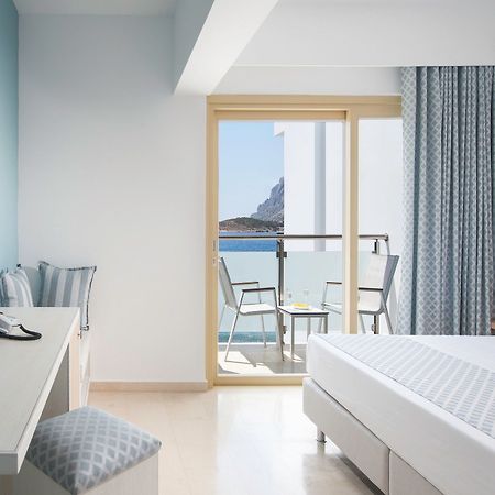 Zephyros Hotel Myrties Eksteriør billede