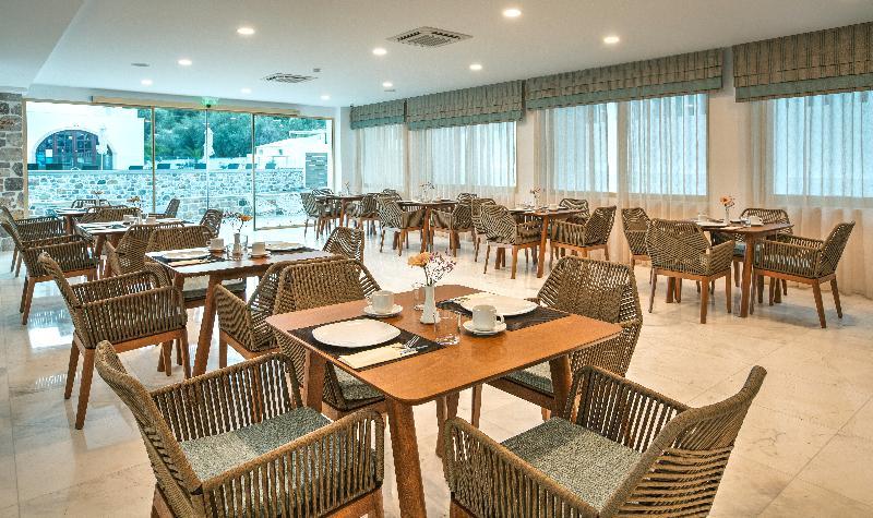 Zephyros Hotel Myrties Eksteriør billede